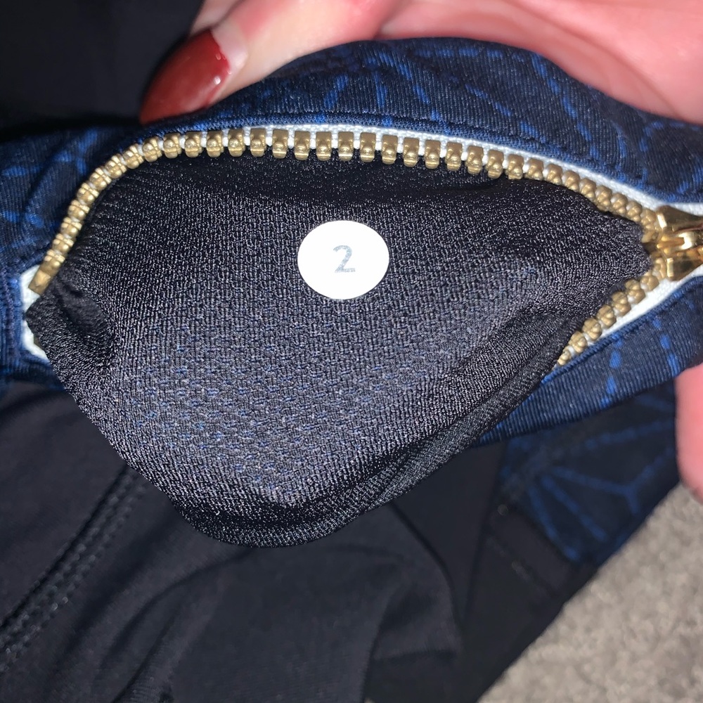 Lululemon Leggings Cropped Reflective - Picture 5 of 5